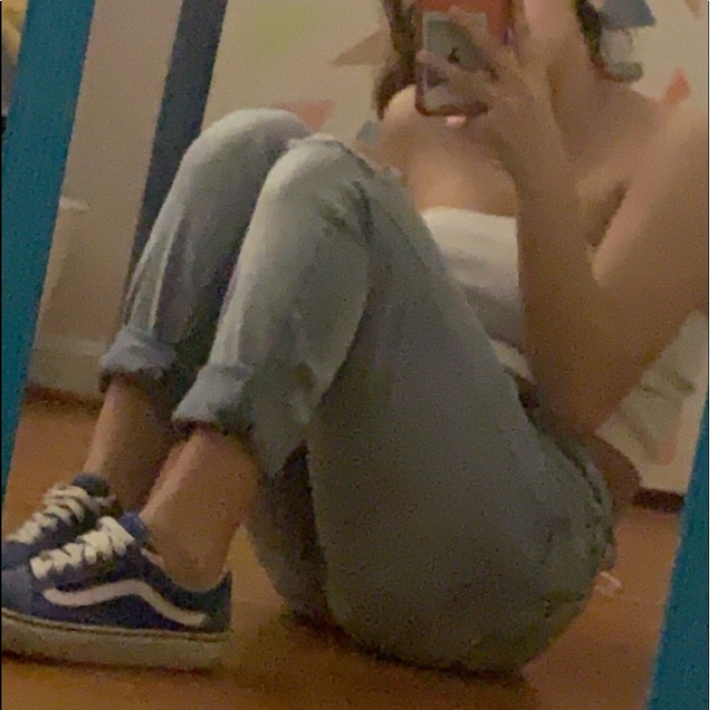 Light washed America eagle jeans